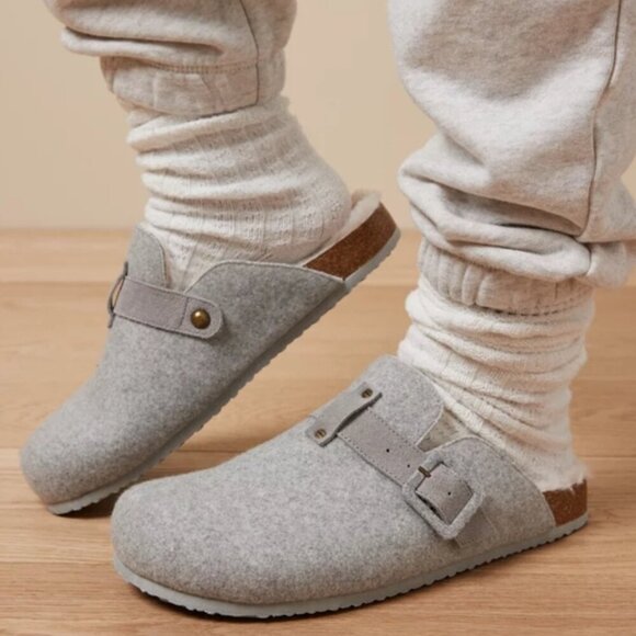 American Eagle Outfitters Shoes - American Eagle Women's Felt Shearling Gray Clog Slip-on Shoes Size 10.